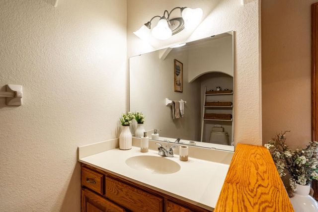 S101W32920 Westpointe DRIVE, Mukwonago, WI 53149