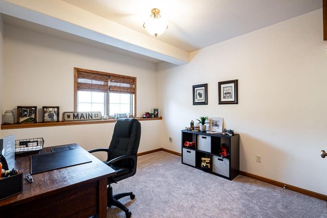 S101W32920 Westpointe DRIVE, Mukwonago, WI 53149