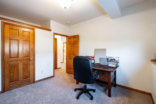 S101W32920 Westpointe DRIVE, Mukwonago, WI 53149