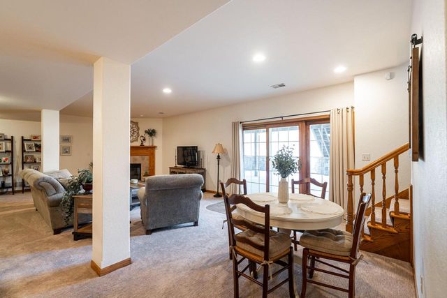 S101W32920 Westpointe DRIVE, Mukwonago, WI 53149