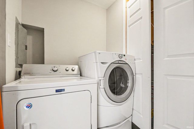 3724 Carroll Street, South Bend, IN 46614