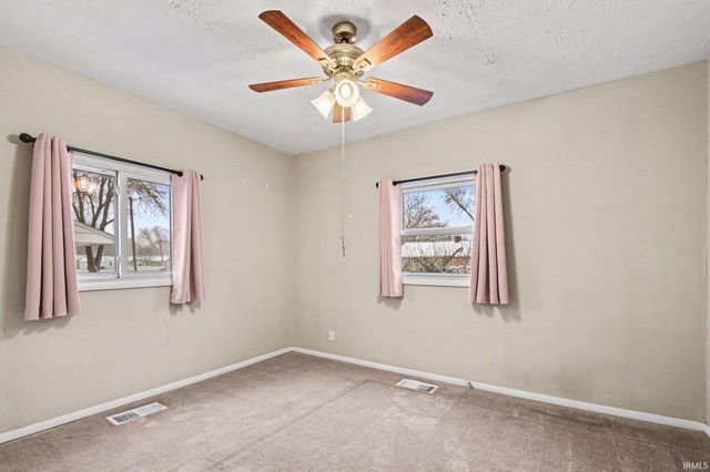 3724 Carroll Street, South Bend, IN 46614