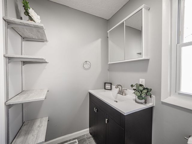 2609 N Kentucky Avenue, Evansville, IN 47711