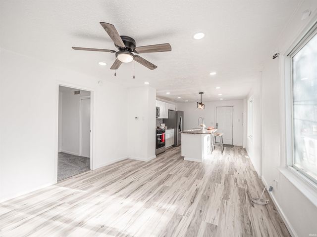 2609 N Kentucky Avenue, Evansville, IN 47711