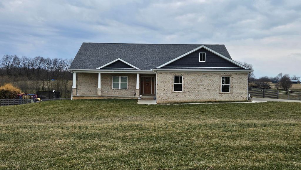 174 Bedford Way, Cynthiana, KY 41031