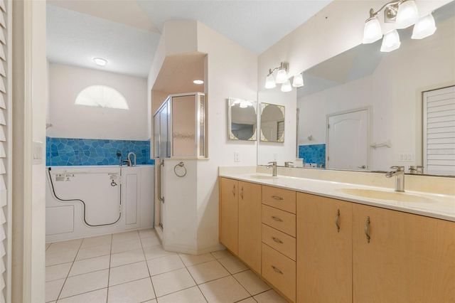 4 PORTER PLACE, Palm Coast, FL 32164