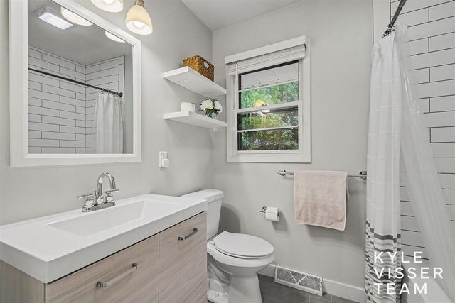 3931 Omaha Street, Grandville, MI 49418