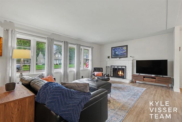 3931 Omaha Street, Grandville, MI 49418