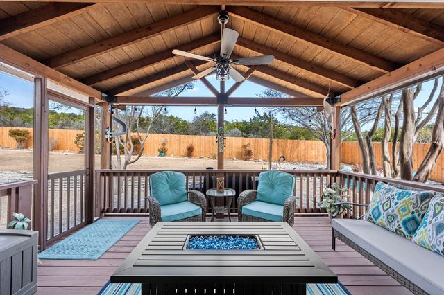 1732 Mountain Laurel View N, Kerrville, TX 78028