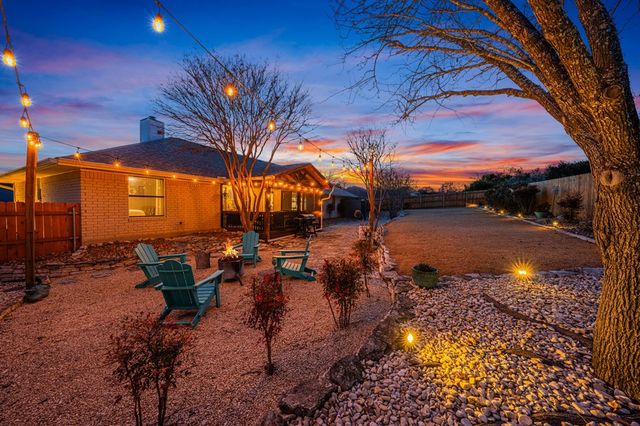 1732 Mountain Laurel View N, Kerrville, TX 78028