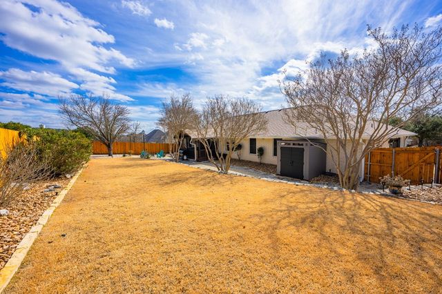 1732 Mountain Laurel View N, Kerrville, TX 78028