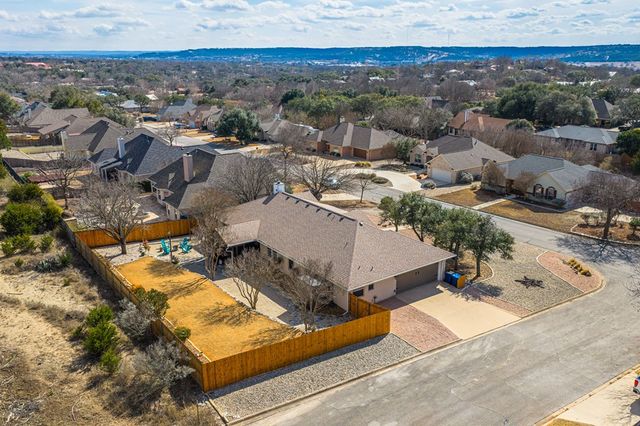 1732 Mountain Laurel View N, Kerrville, TX 78028