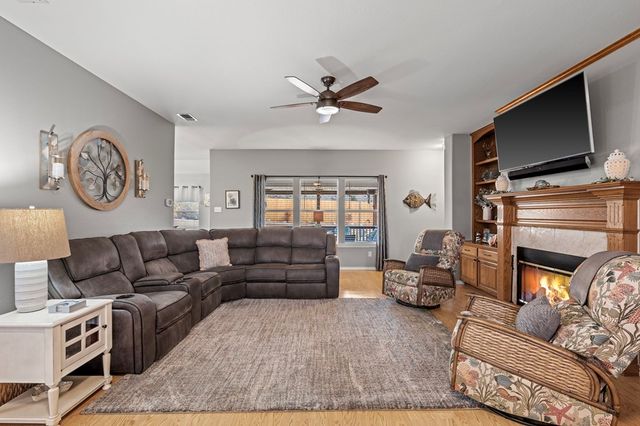 1732 Mountain Laurel View N, Kerrville, TX 78028