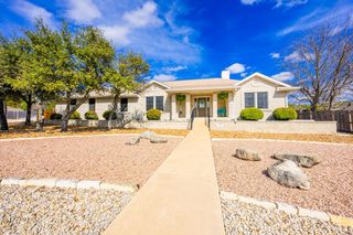 1732 Mountain Laurel View N, Kerrville, TX 78028