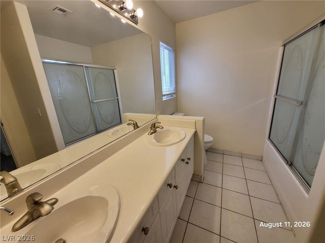 8475 Montana Stream Avenue, Las Vegas, NV 89113