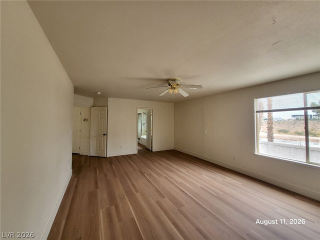 8475 Montana Stream Avenue, Las Vegas, NV 89113