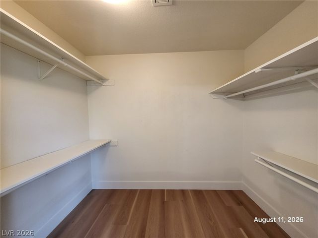 8475 Montana Stream Avenue, Las Vegas, NV 89113
