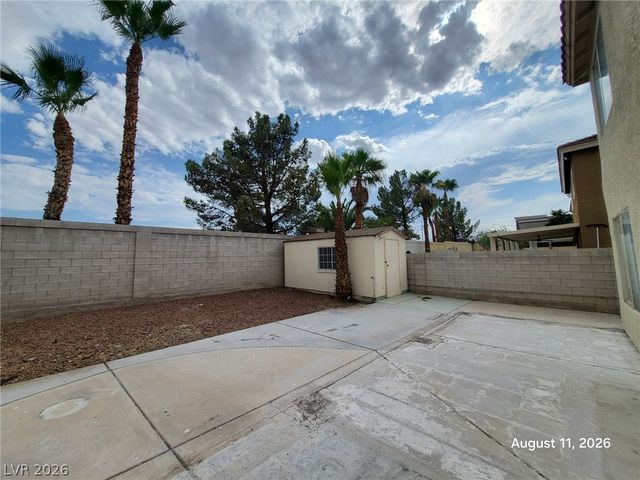 8475 Montana Stream Avenue, Las Vegas, NV 89113