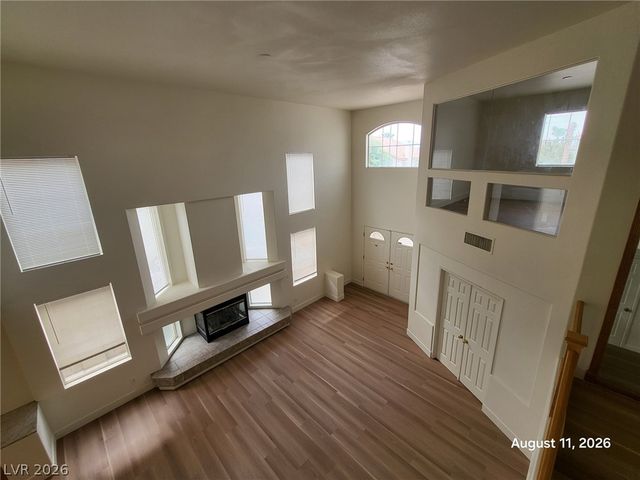 8475 Montana Stream Avenue, Las Vegas, NV 89113