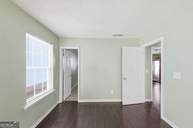 88 Middlebrook Drive, Cartersville, GA 30120