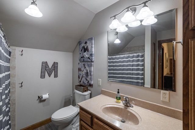 N6587 McCurdy ROAD, Holmen, WI 54636
