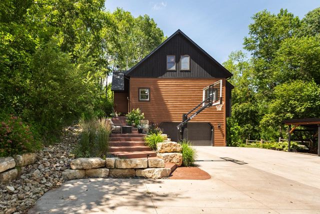 N6587 McCurdy ROAD, Holmen, WI 54636
