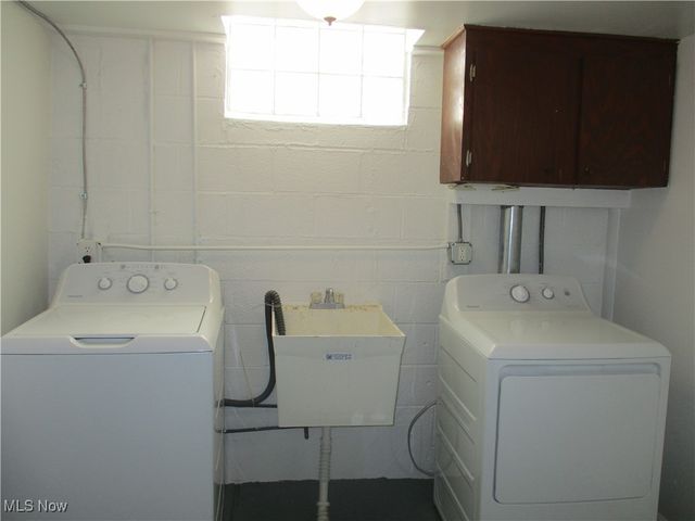 32402 Bainbridge Road, Solon, OH 44139