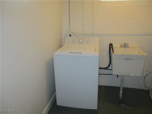 32402 Bainbridge Road, Solon, OH 44139