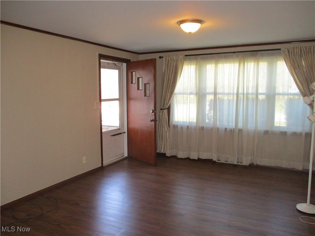 32402 Bainbridge Road, Solon, OH 44139