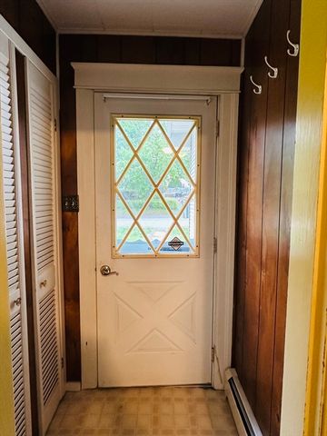 10 Park St, Auburn, MA 01501