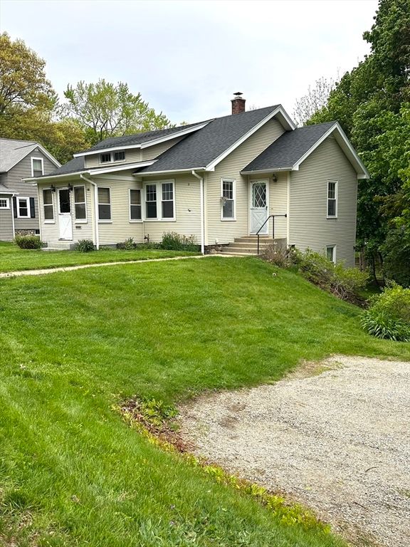 10 Park St, Auburn, MA 01501