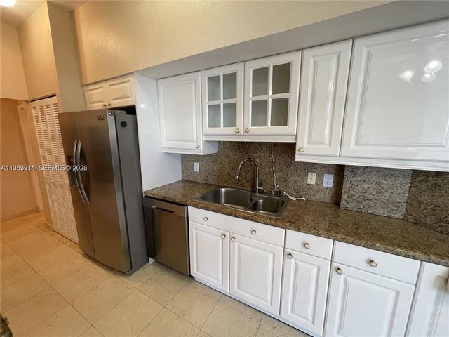 8925 Collins Ave 11D, Surfside, FL 33154