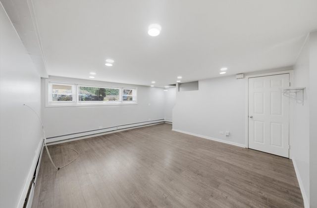 5759 N Elston Avenue, Chicago, IL 60646