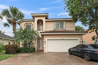 7358 NW 23rd St, Pembroke Pines, FL 33024