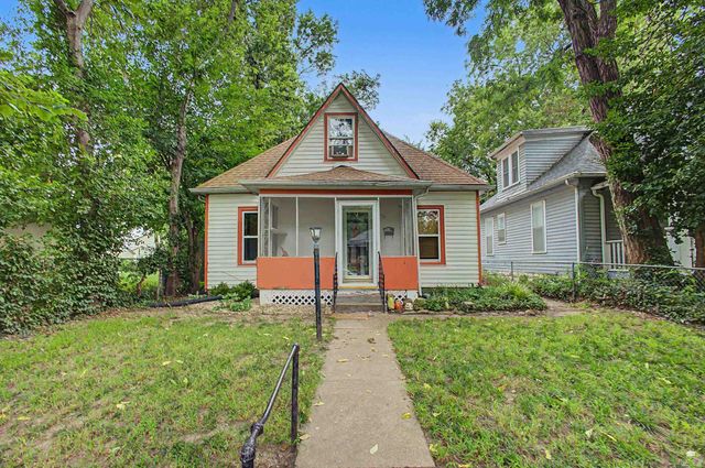 417 Vattier, Manhattan, KS 66502