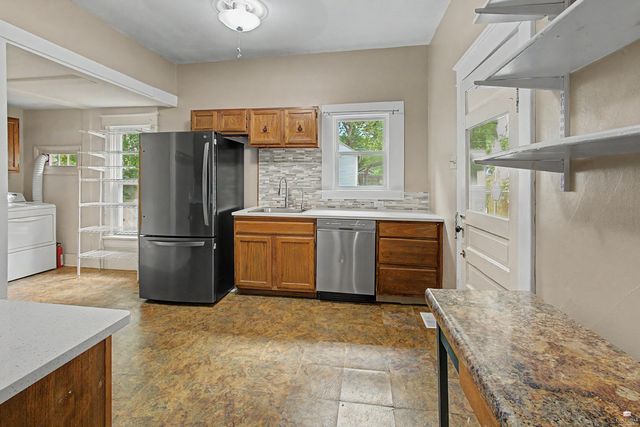 417 Vattier, Manhattan, KS 66502