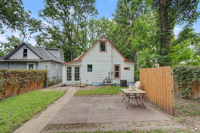 417 Vattier, Manhattan, KS 66502