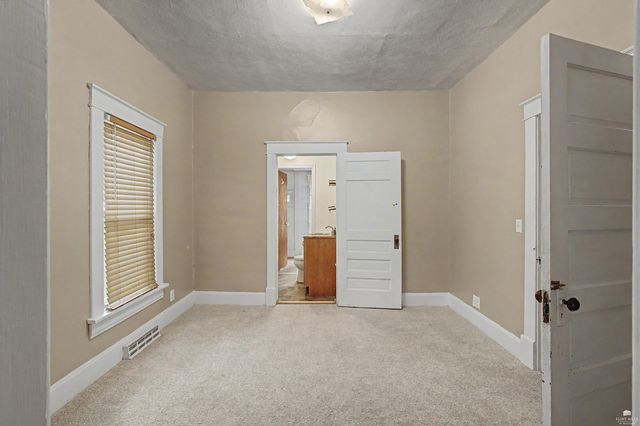 417 Vattier, Manhattan, KS 66502