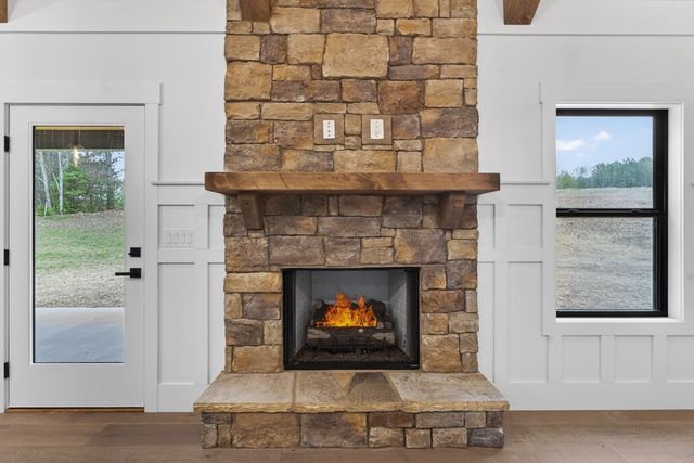 37 Ellie Way, Ellijay, GA 30536