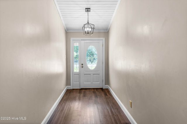 542 Chief Court, Jacksonville, NC 28546