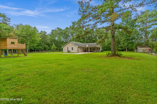 542 Chief Court, Jacksonville, NC 28546