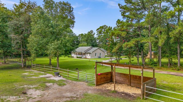 542 Chief Court, Jacksonville, NC 28546