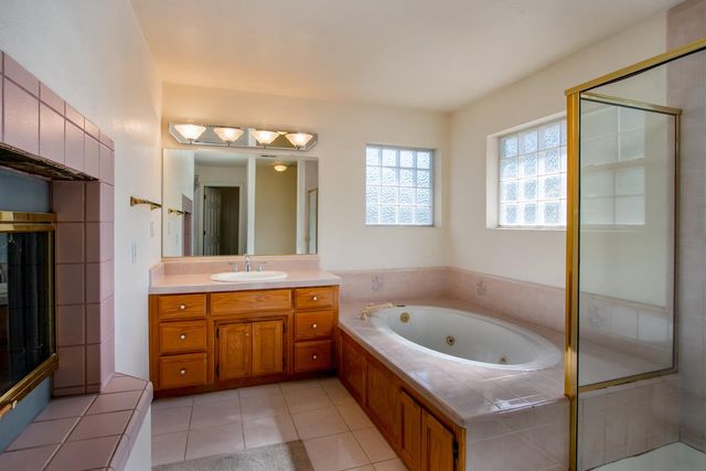 1487 Country Club Dr, Placerville, CA 95667