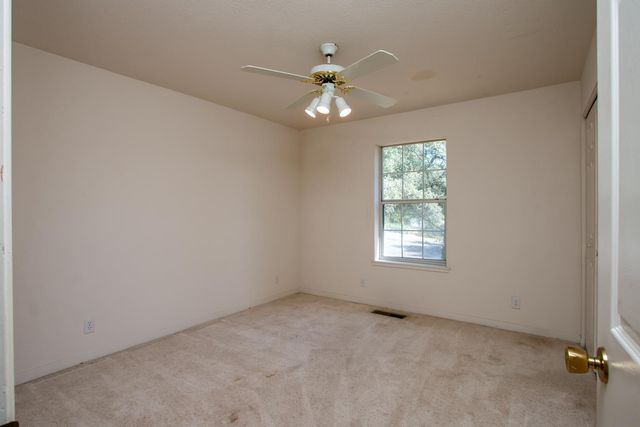 1487 Country Club Dr, Placerville, CA 95667