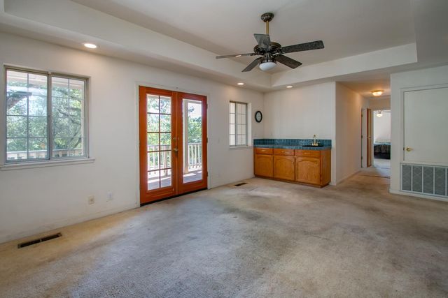 1487 Country Club Dr, Placerville, CA 95667