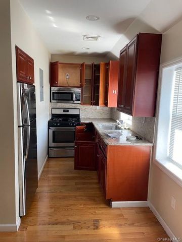 26 E Hawthorne Avenue, Valley Stream, NY 11580