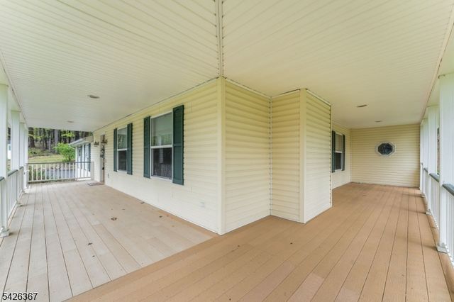 65 Summerfield Rd, White Twp., NJ 07823
