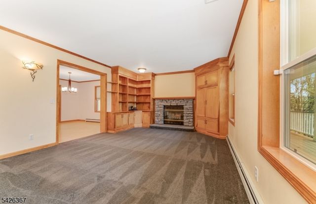 65 Summerfield Rd, White Twp., NJ 07823