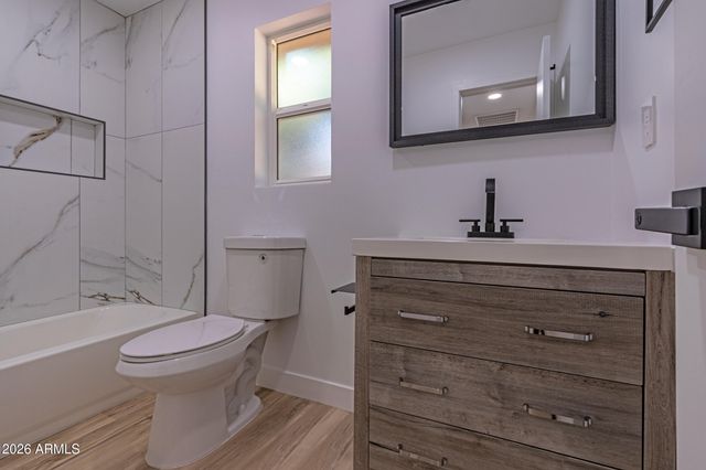 3035 E HEATHERBRAE Drive, Phoenix, AZ 85016