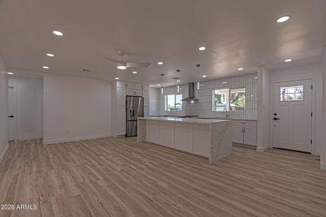 3035 E HEATHERBRAE Drive, Phoenix, AZ 85016